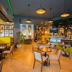 F&M Hotel